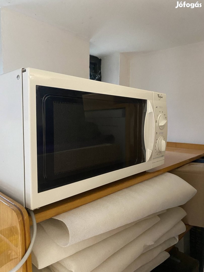 Mikrohullámú sütő whirpool