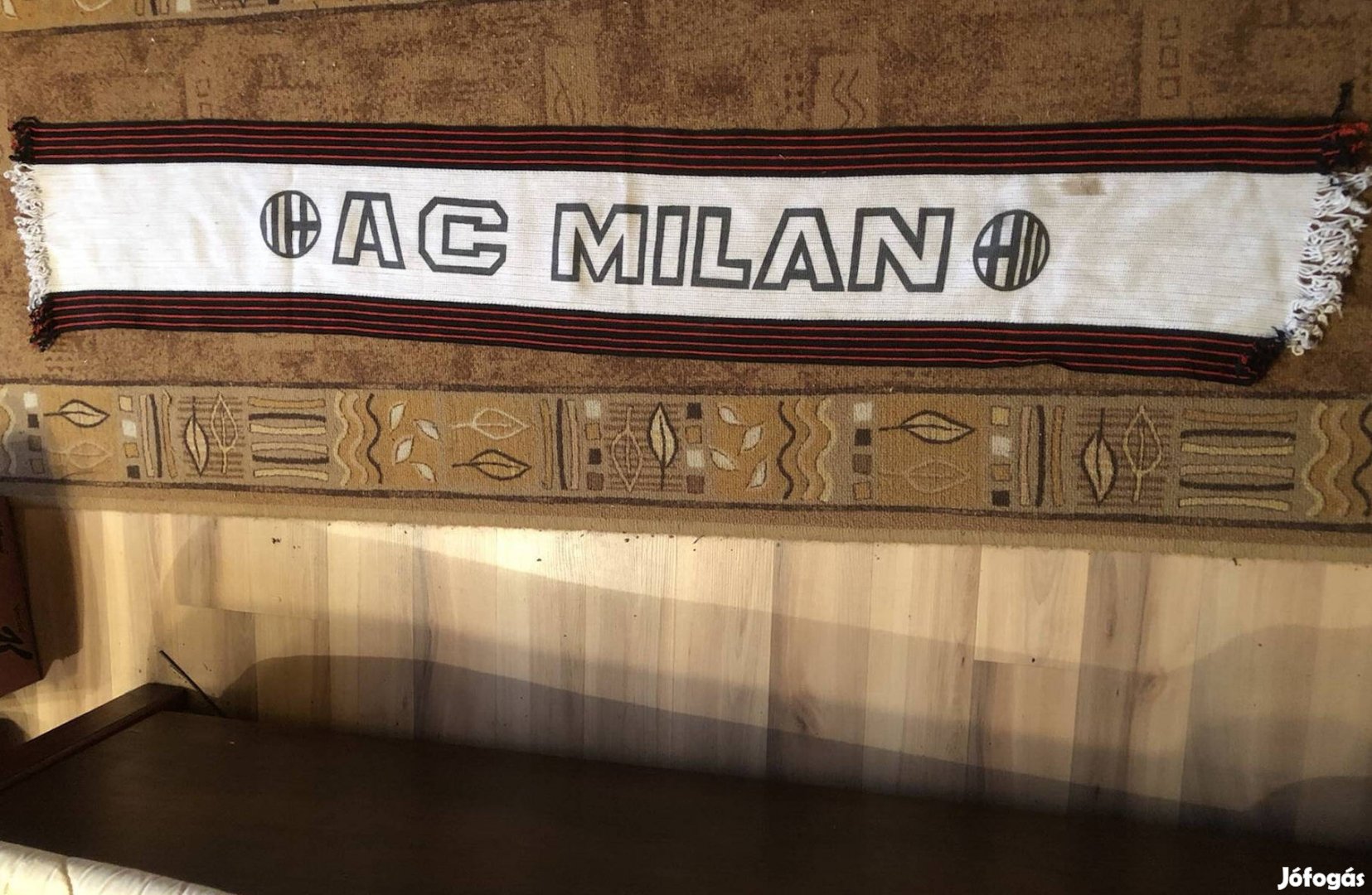 Milan sál ,AC Milan szurkolói sál 2500 Ft