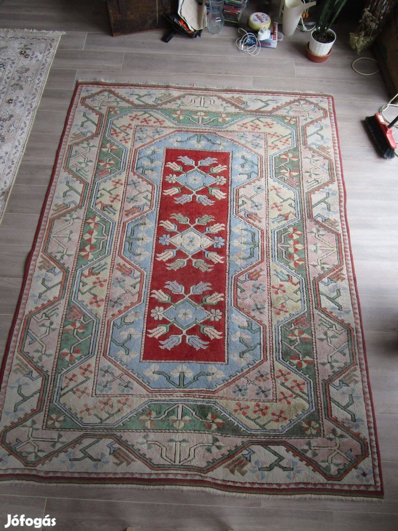 Milas kézi csomózású perzsa szőnyeg kitisztítva eladó