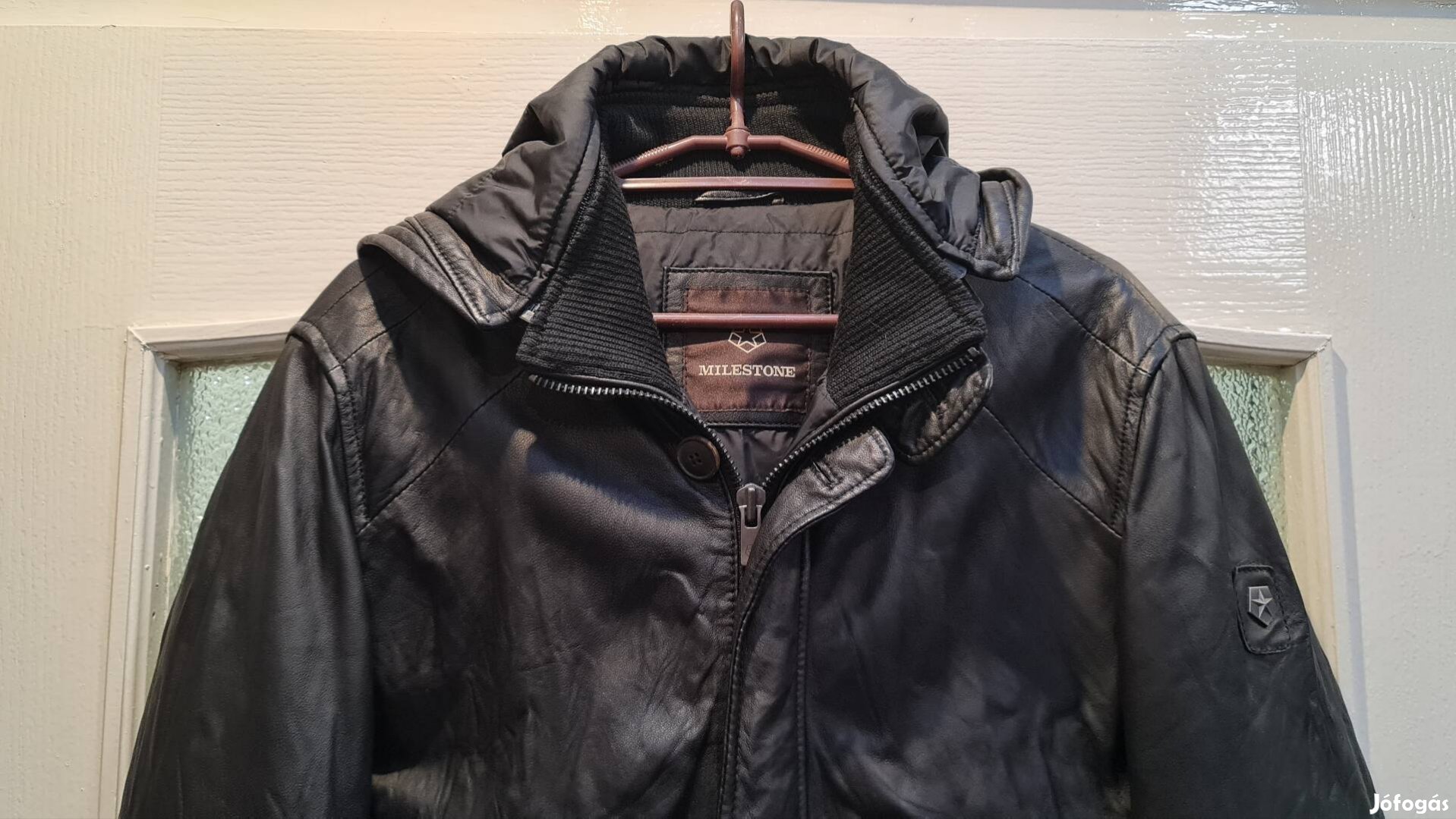 Milestone kabat M eladó!