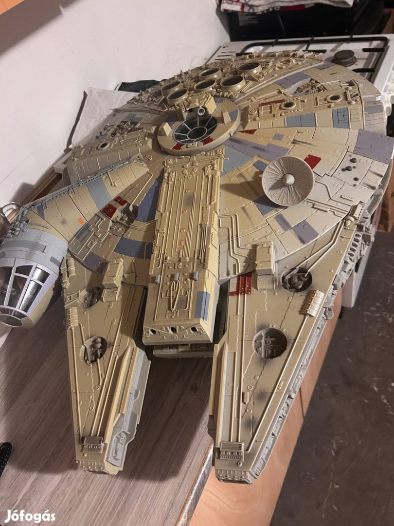 Millenium falcon 2008 hasbro