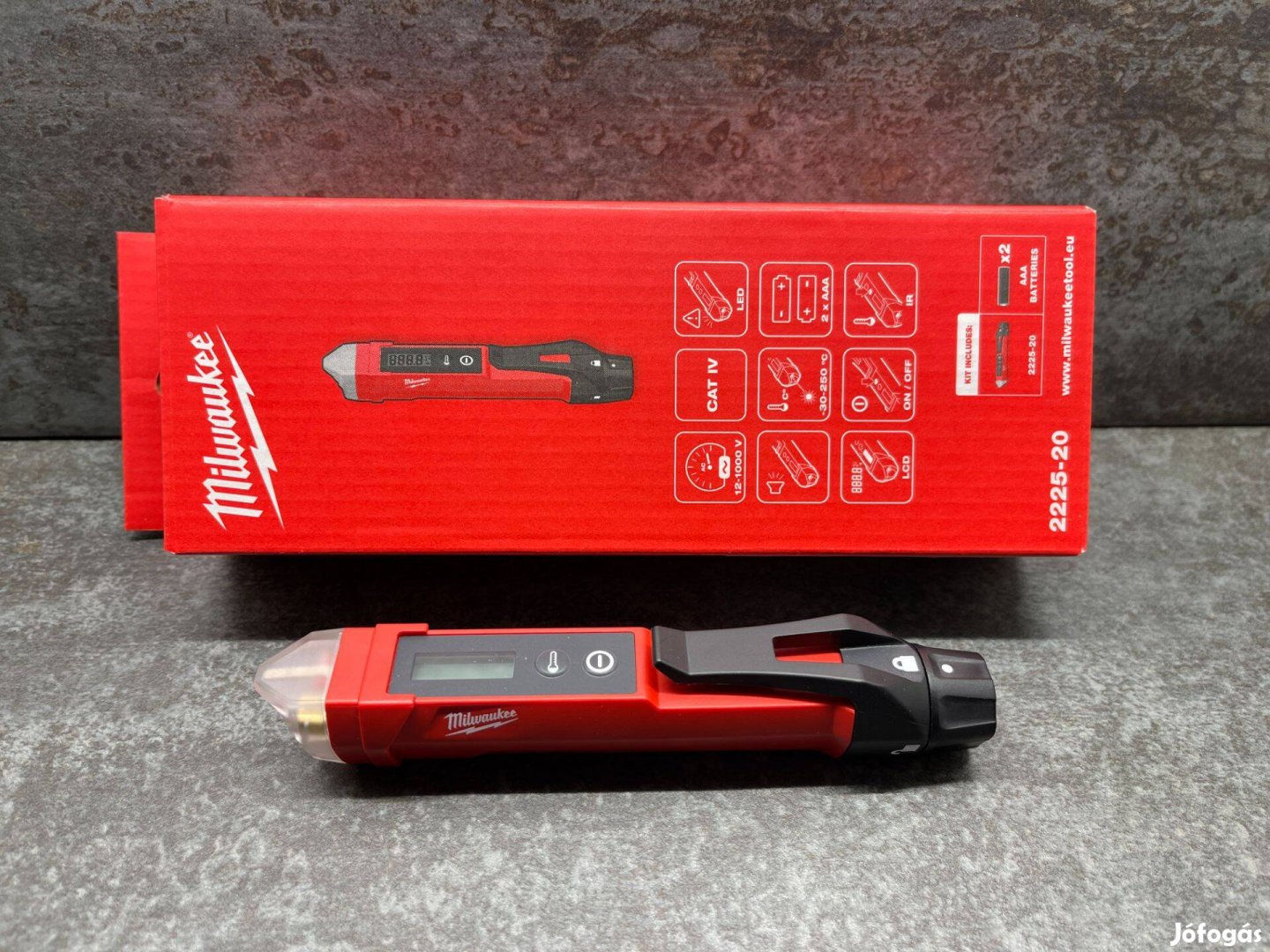 Milwaukee 2225-20 Feszültség kereső + Hőmérő