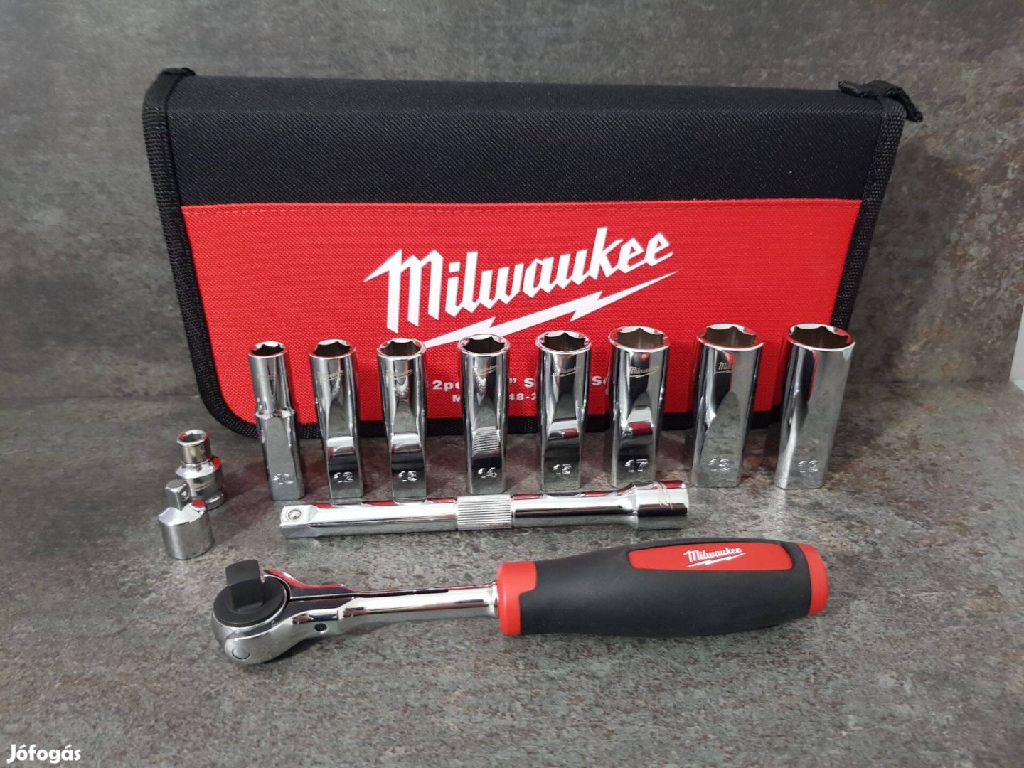 Milwaukee 3/8" állítható fejű racsnis dugókulcs készlet - 48229001