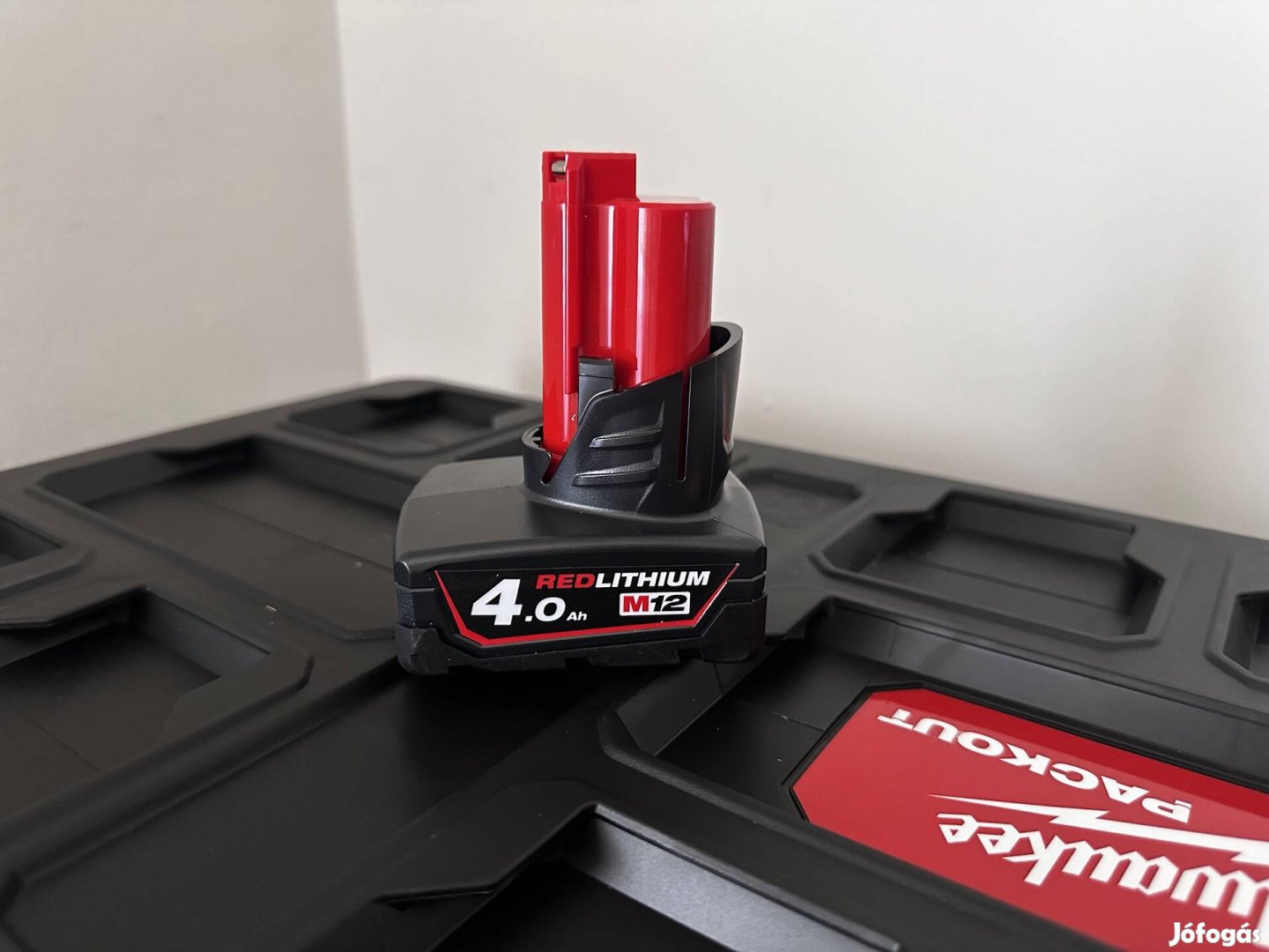 Milwaukee M12 B4 4.0Ah akkumulátor