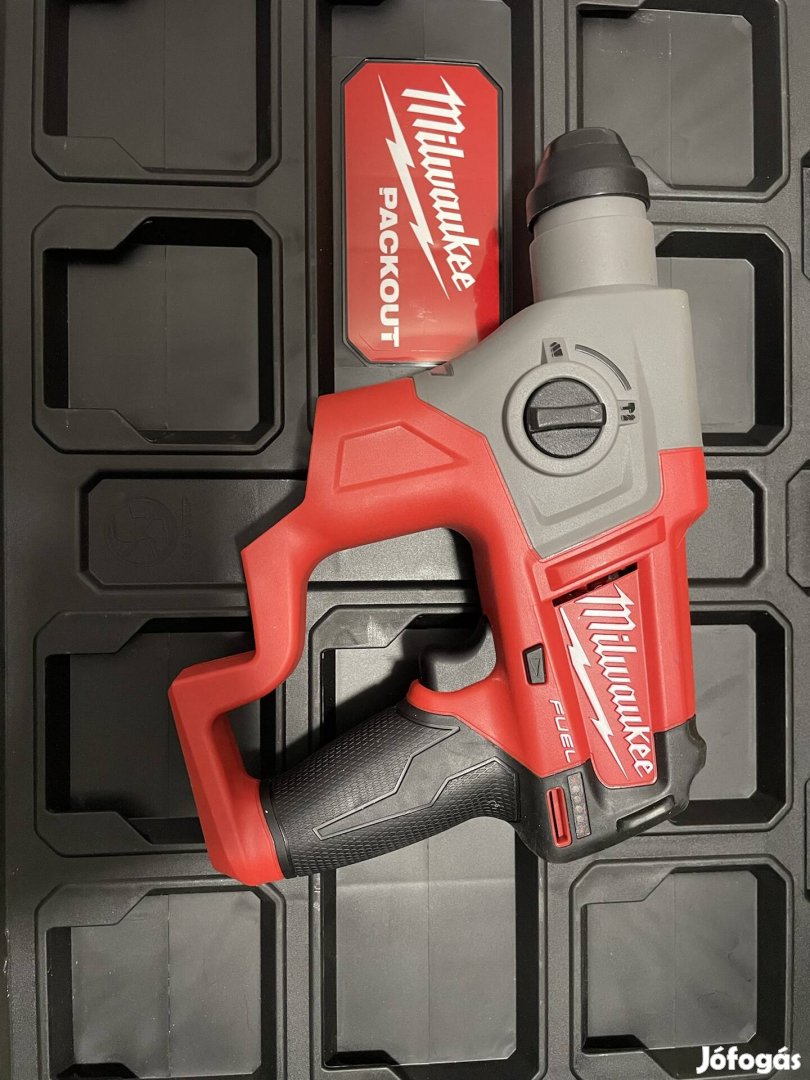 Milwaukee M12 CH-0 fúrókalapács