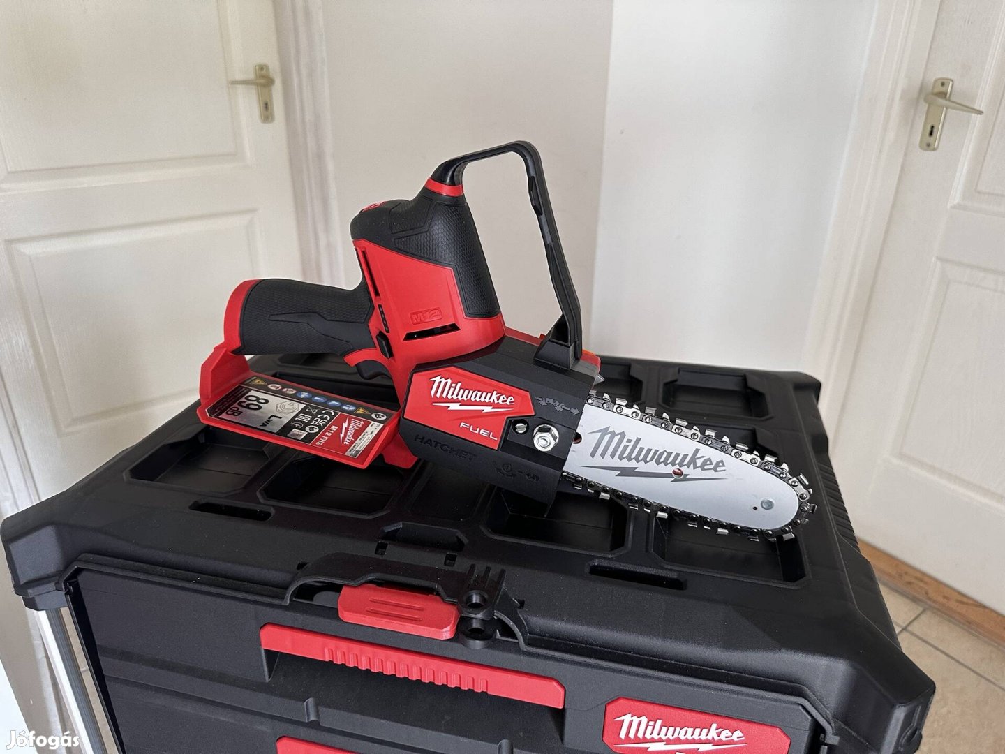 Milwaukee M12 Fhs akkumulátoros láncfűrész