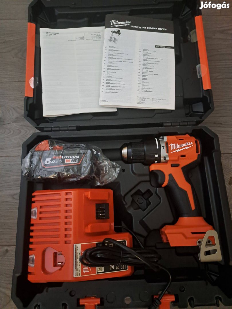 Milwaukee M18 Blpdrc akkus, szénkefe nélküli ütvefúró-csavarozó szett