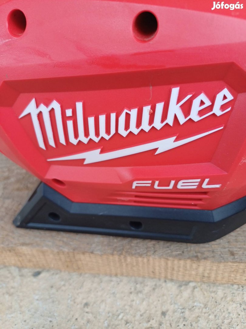 Milwaukee M18 CLT akkus szegélynyíró