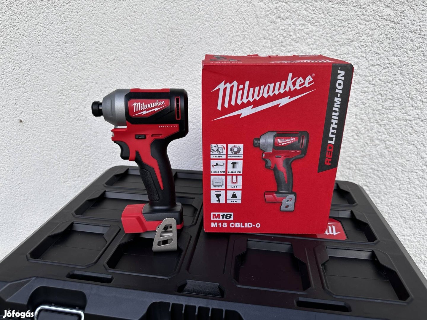 Milwaukee M18 Cblid 1/4 Hex bit ütvecsavarozó 180Nm