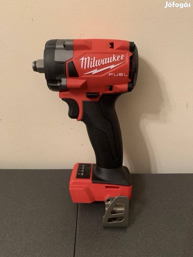 Milwaukee M18 Fiw2F12 Akkus ütvecsavarozó