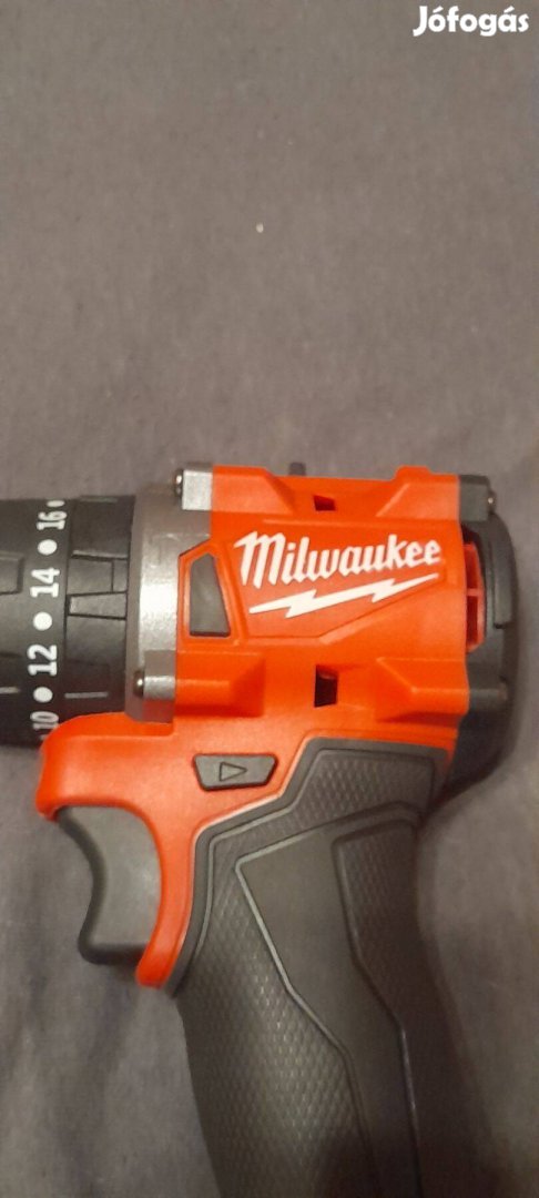 Milwaukee M18 ütvefúró