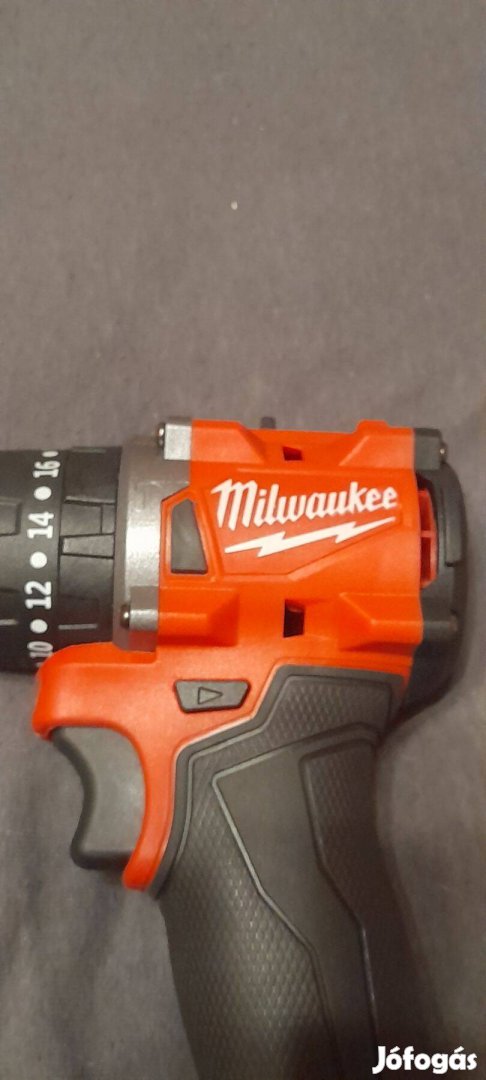 Milwaukee M18 ütvefúró