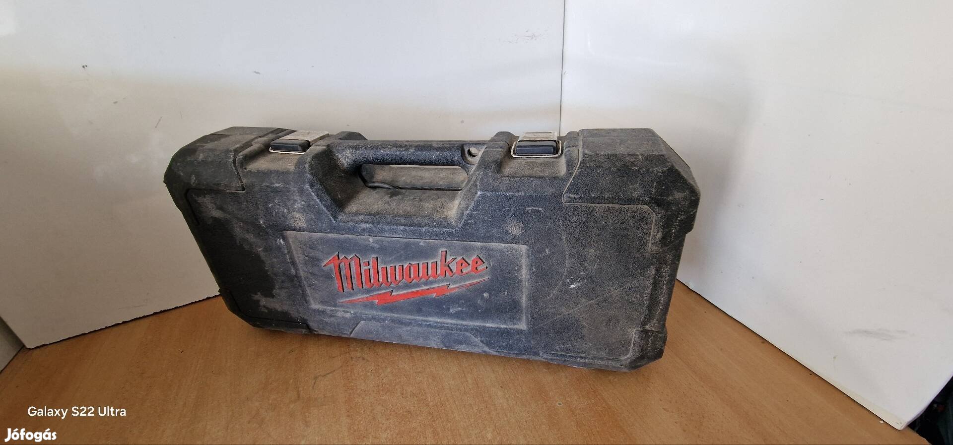 Milwaukee hibás orrfűrész alkatrésznek vagy javításra