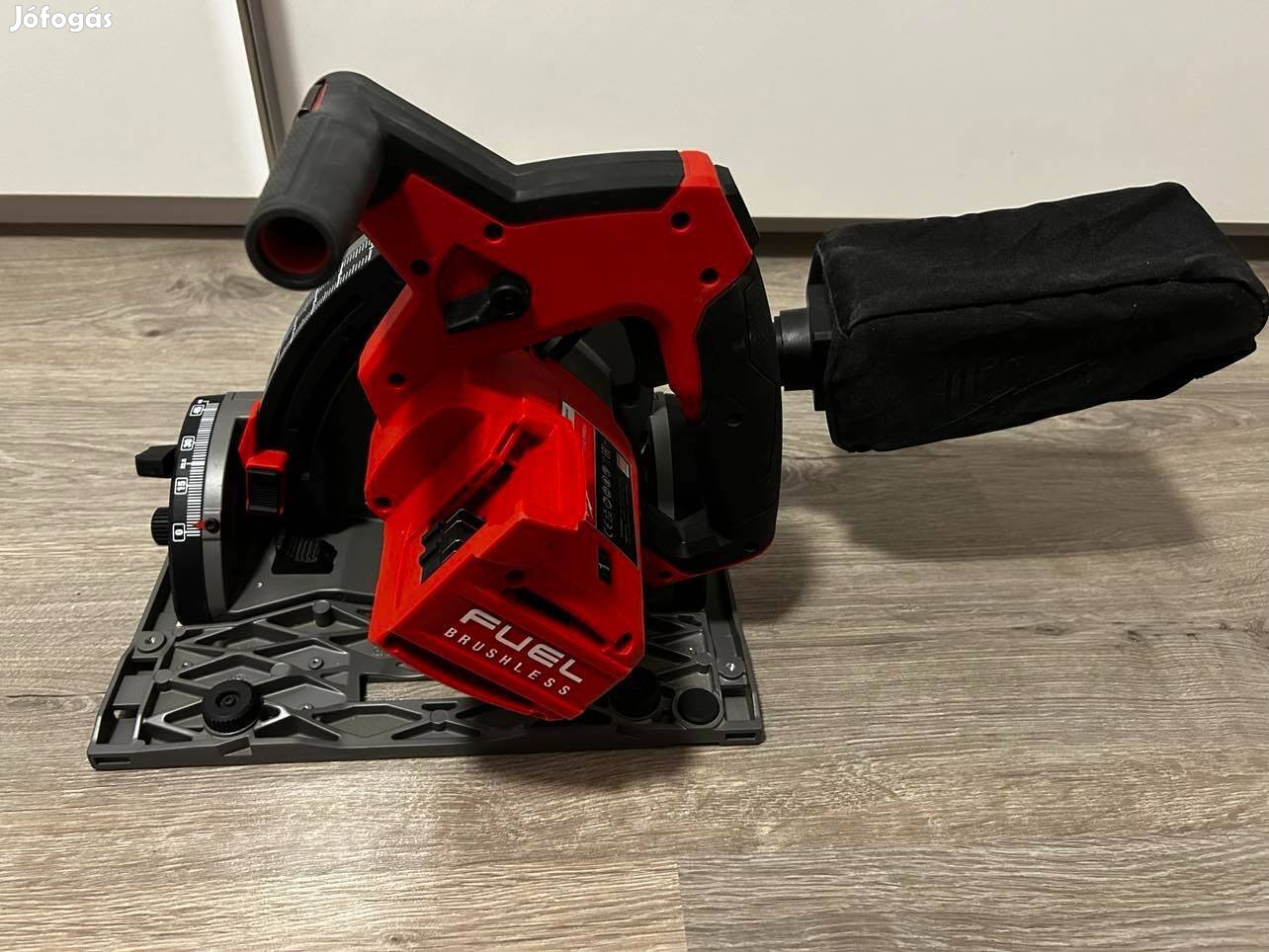 Milwaukee m18 fps 55 akkus merülőfűrész