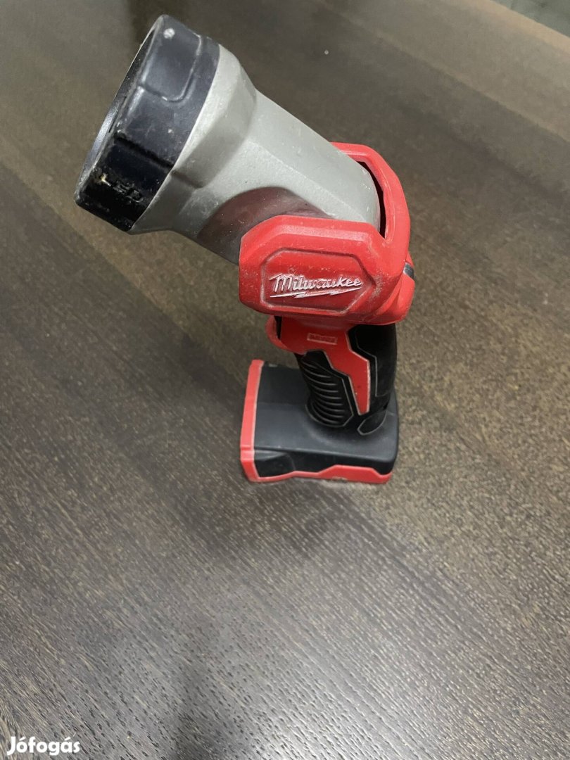 Milwaukee m18 lámpa 