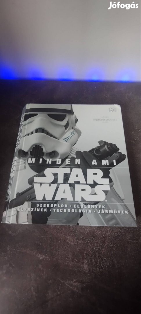 Minden Ami Star Wars  300 oldalas könyv 
