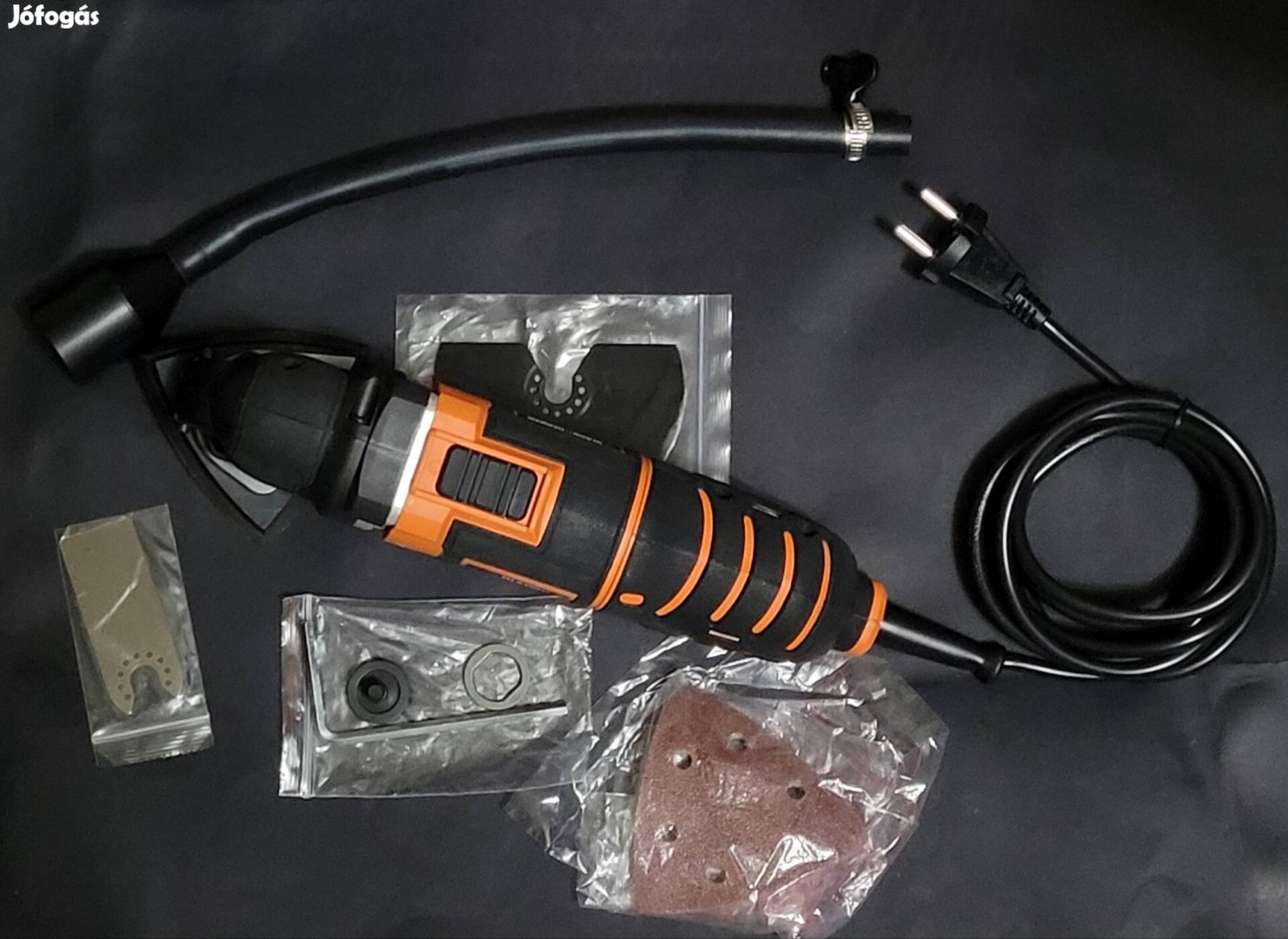 Mindössze ennyiért! - Black&Decker Vibrációs multigép