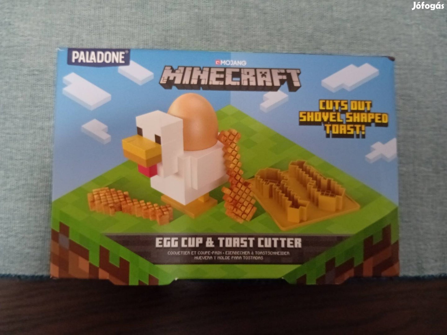 Minecraft egg cup and toast cutter