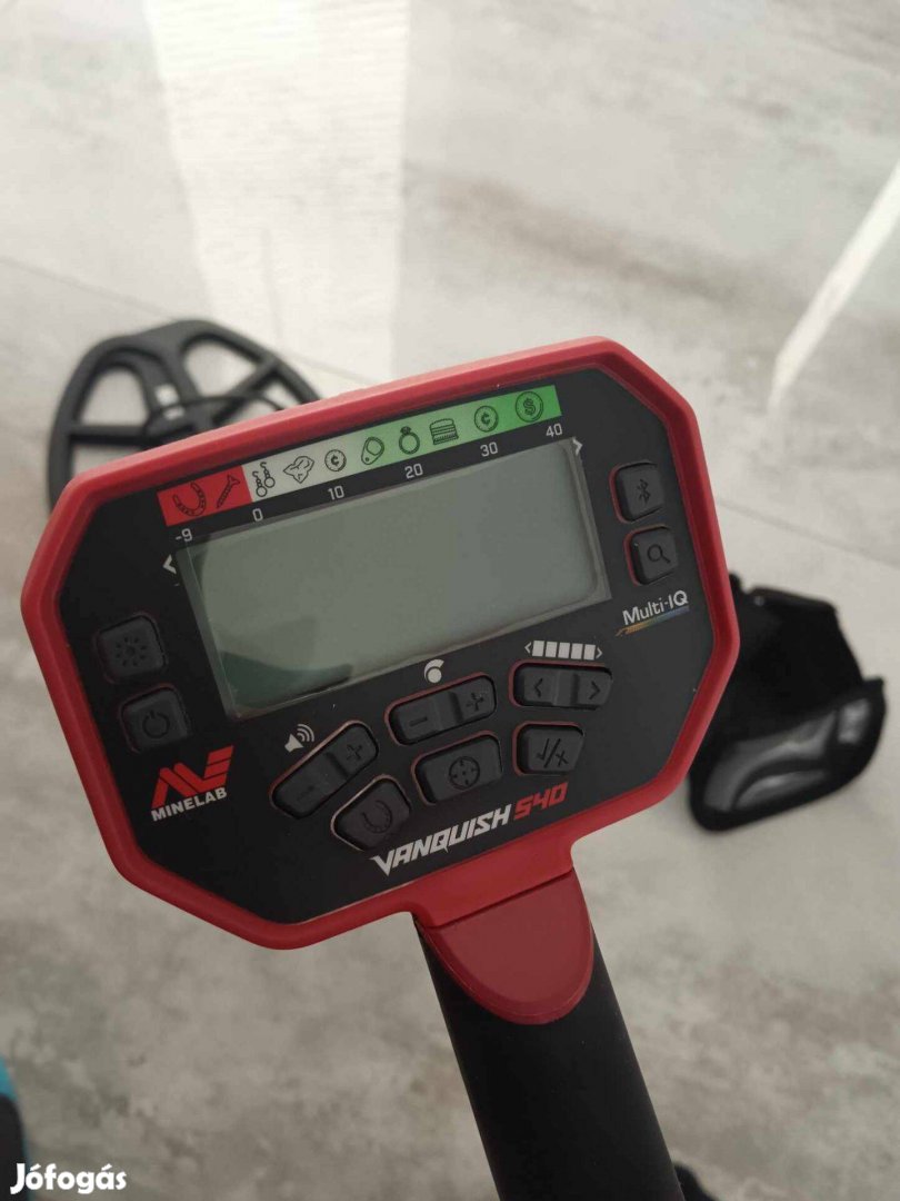 Minelab Vanquish 540 fémkereső ajándék garrett pro pointerrel