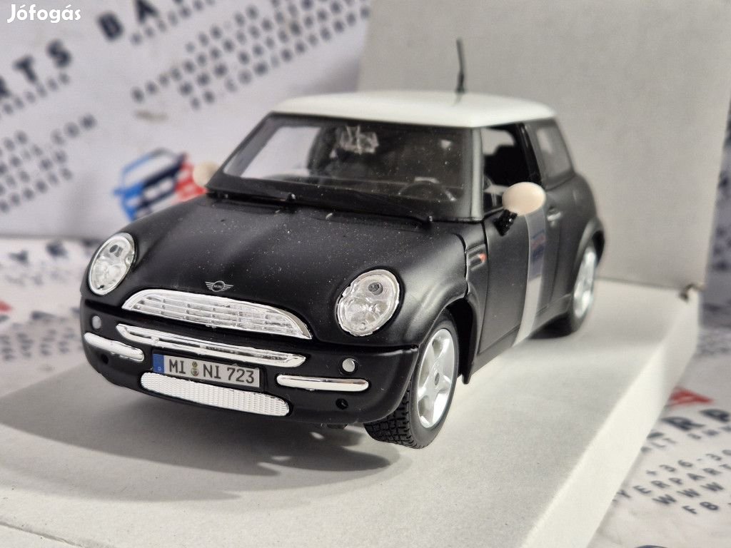 Mini Cooper (2006) - fekete -  Maisto - 1:24