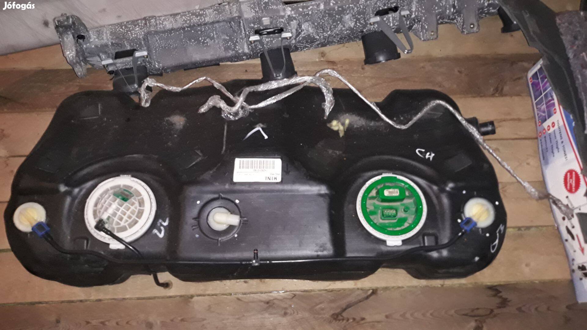 Mini Cooper üzemanyag tartály benzintank