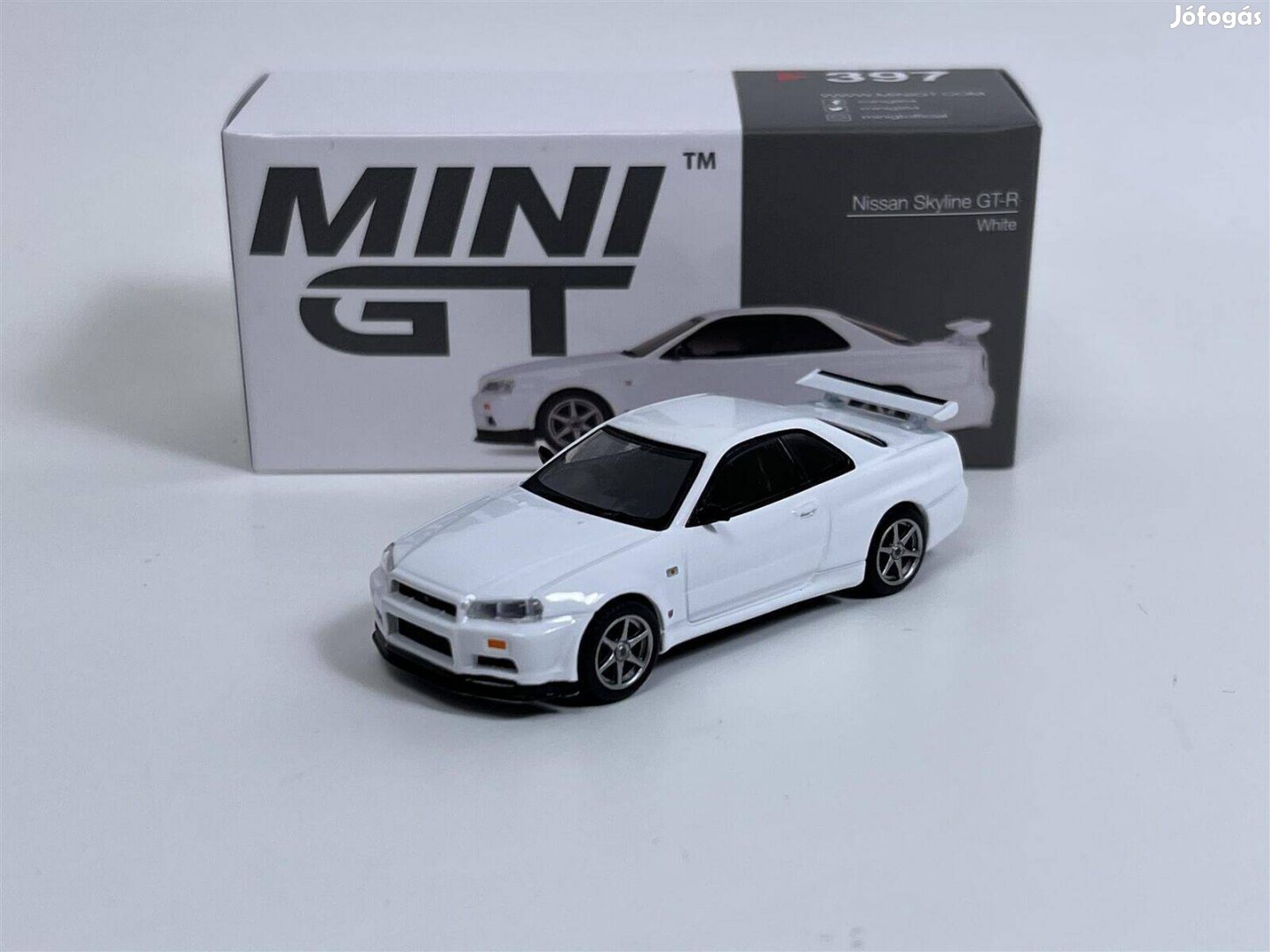 Mini GT MGT00397 Nissan Skyline GT-R (R34) V-Spec N1 White