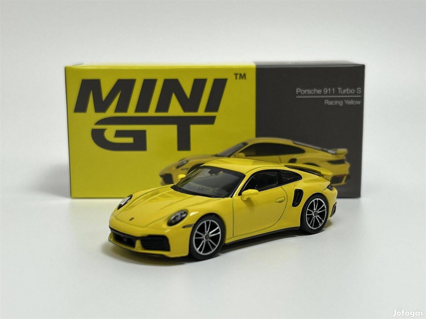 Mini GT MGT00497 Porsche 911 Turbo S Racing Yellow