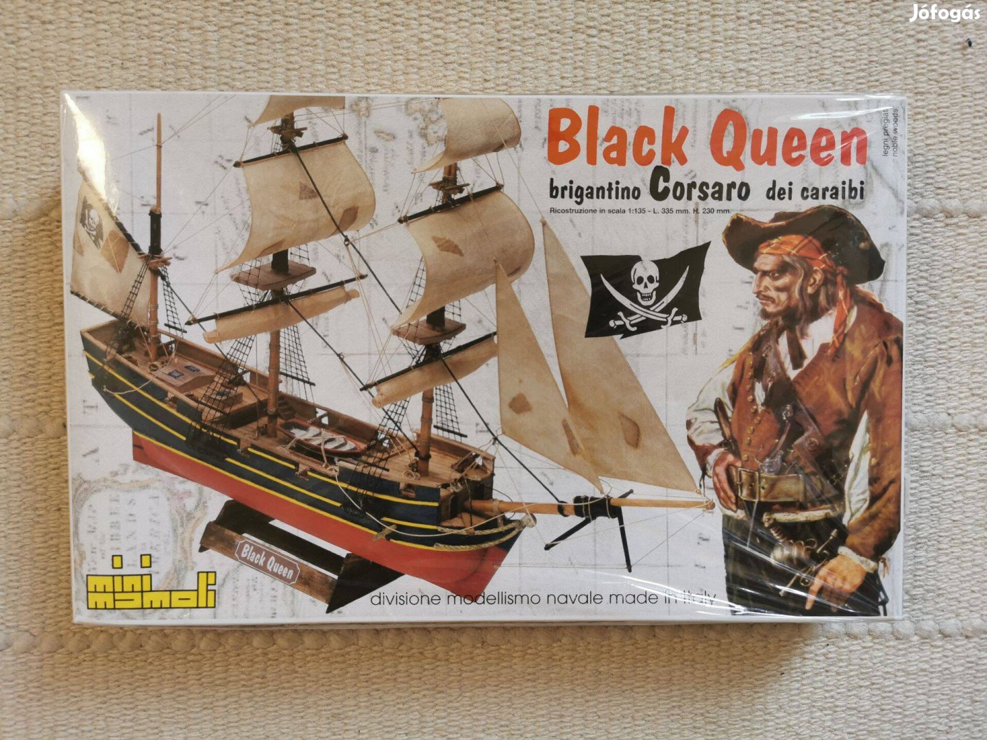 Mini Mamoli Black Queen makett kalózhajó