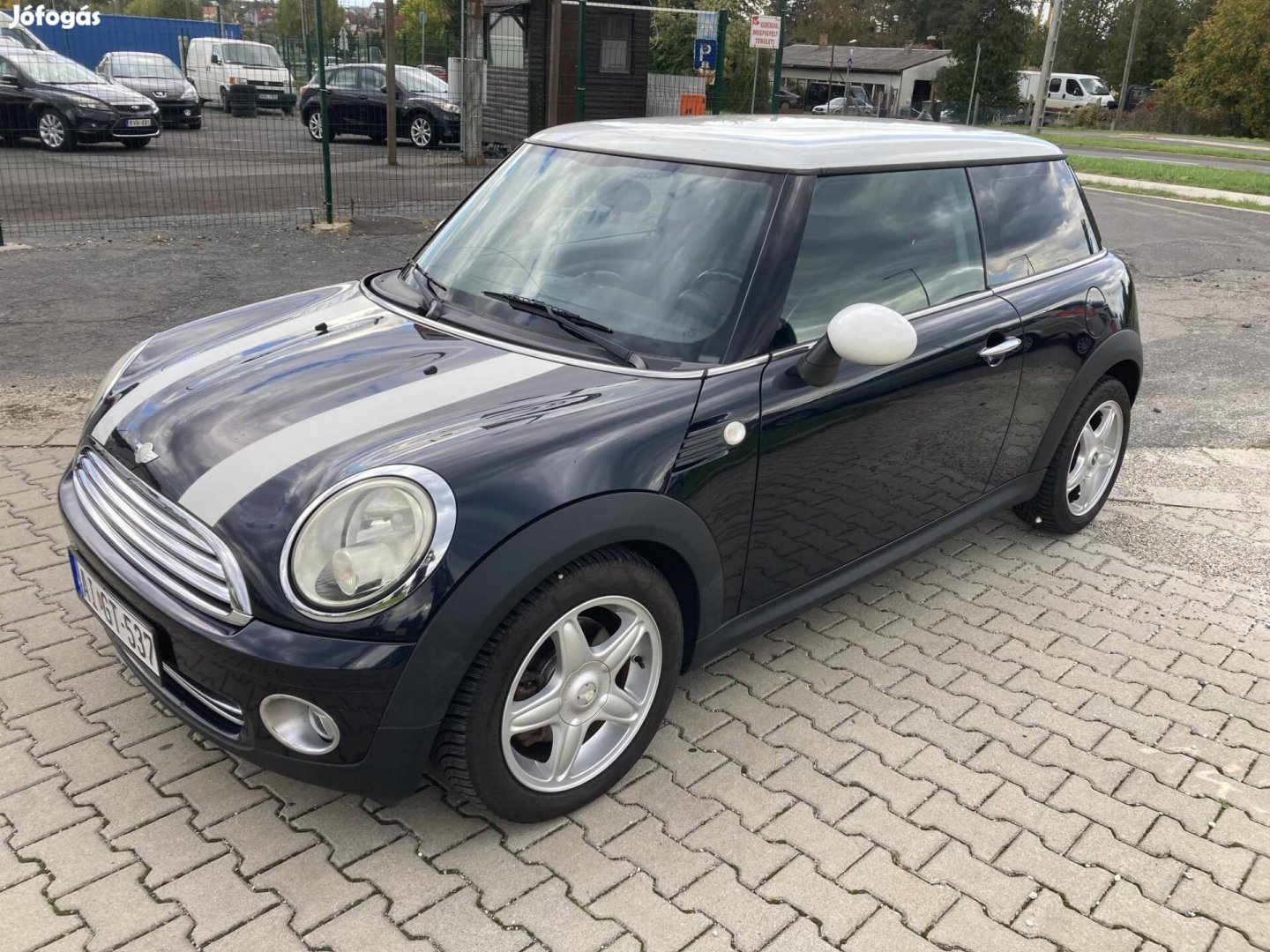 Mini Mini Cooper 1.6 klíma. alufelni