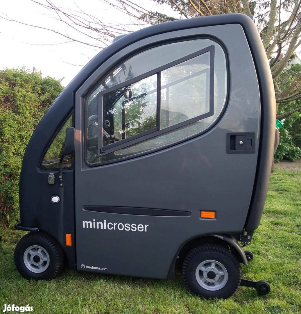 Mini crosser kabinos elektromos moped, kitűnő állapotú, eladó!