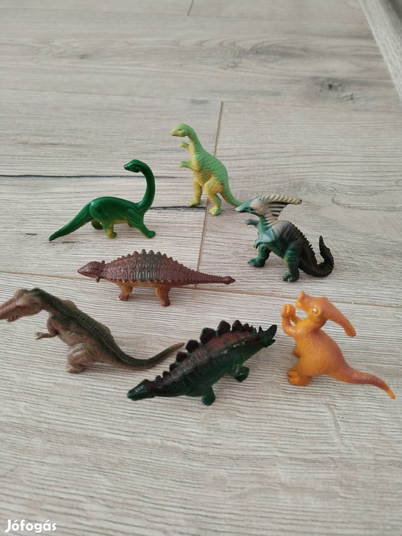 Mini dínó figurák