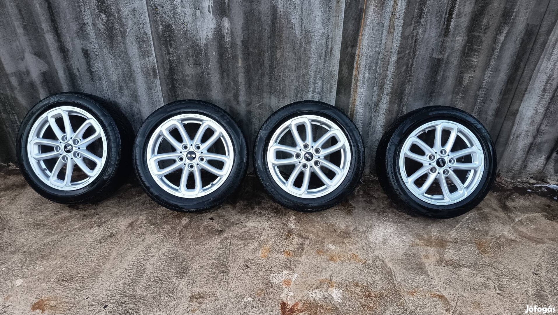 Mini gyári 5x120 alufelni garnitúra 205/55 r17 téli 