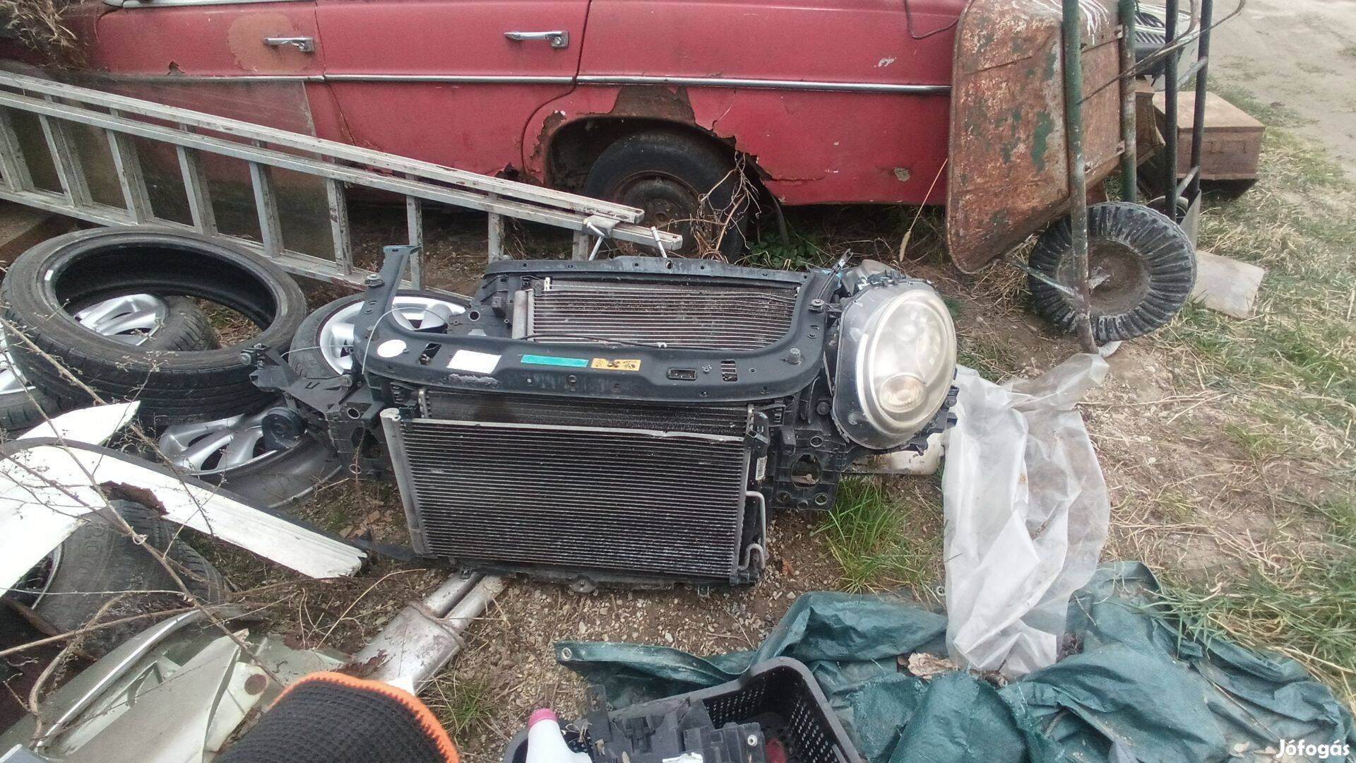 Mini homlokfal,zárhíd,hűtők,lámpák