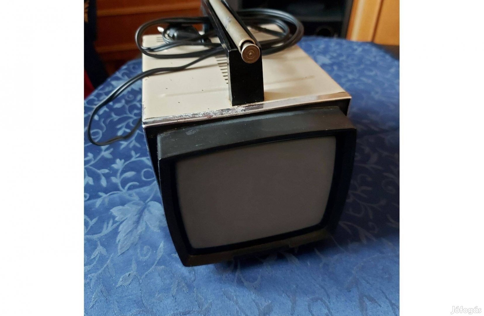 Mini képcsöves szovjet tv, retró televízió