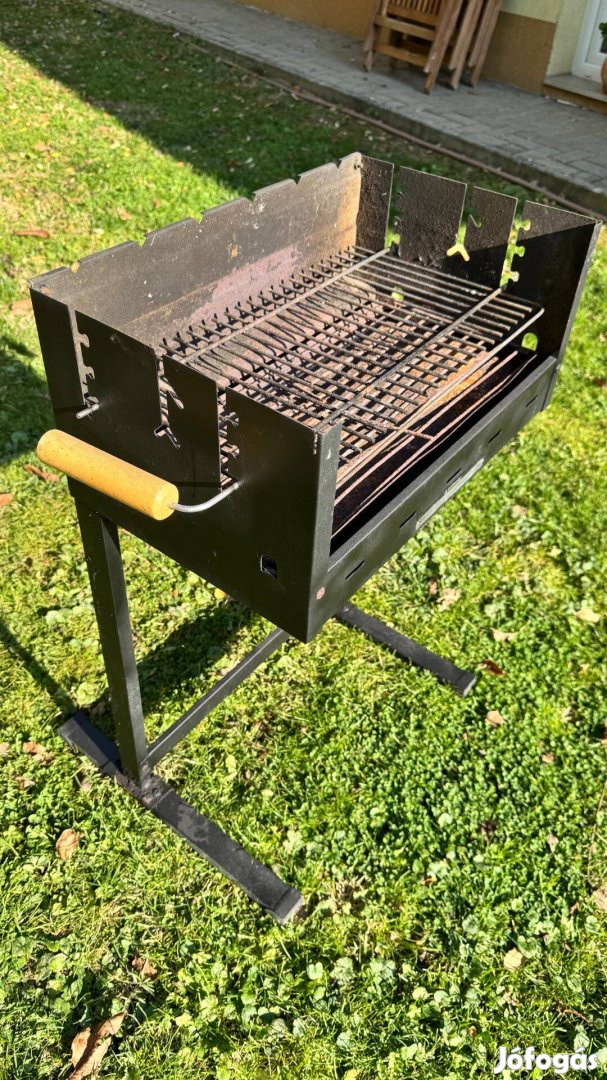 Mini kerti grillsütő