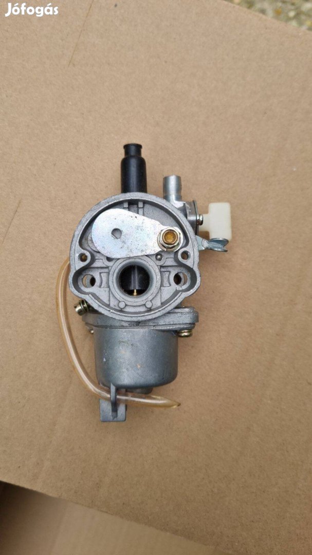 Mini kétütemű járműbe, mini quadba való karburátor és más kerti géphez