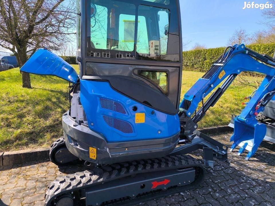 Mini kotrógép Rippa R22-Eco 3 hengeres Kubota motorral