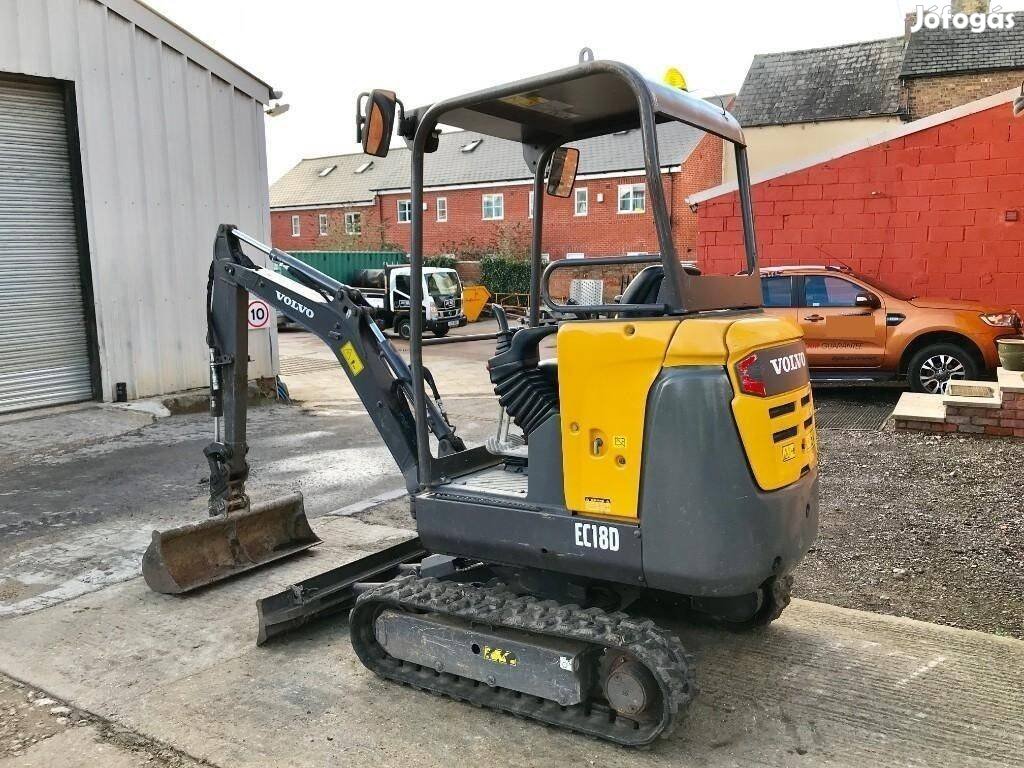 Mini kotrógép Volvo EC-118