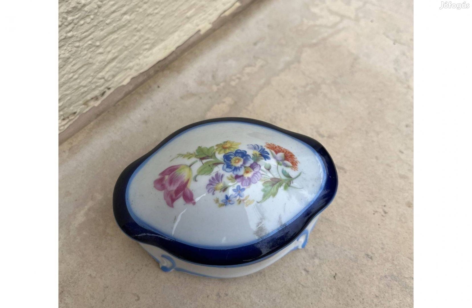 Mini porcelán bombonier