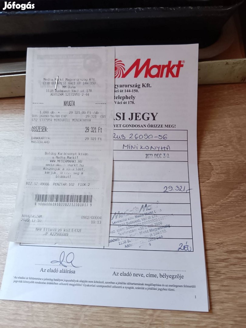 Mini sütő tepsikkel