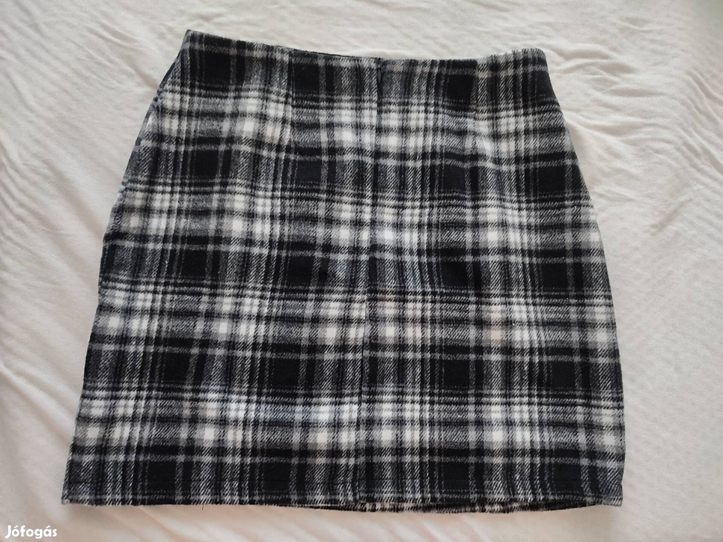 Mini szoknya, kockás fekete, fehér 