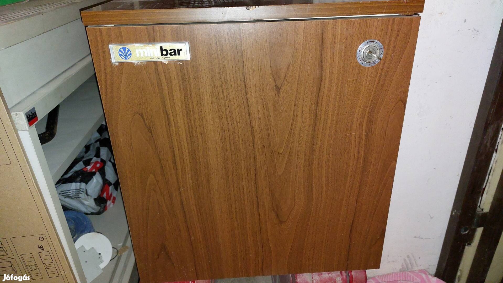 Minibar butor hűtő