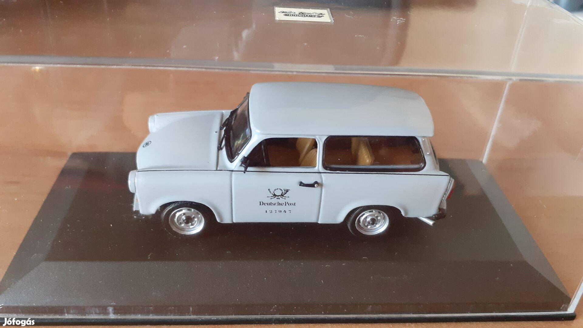 Minichamps 1:43 1/43 Trabant 601 S Universal