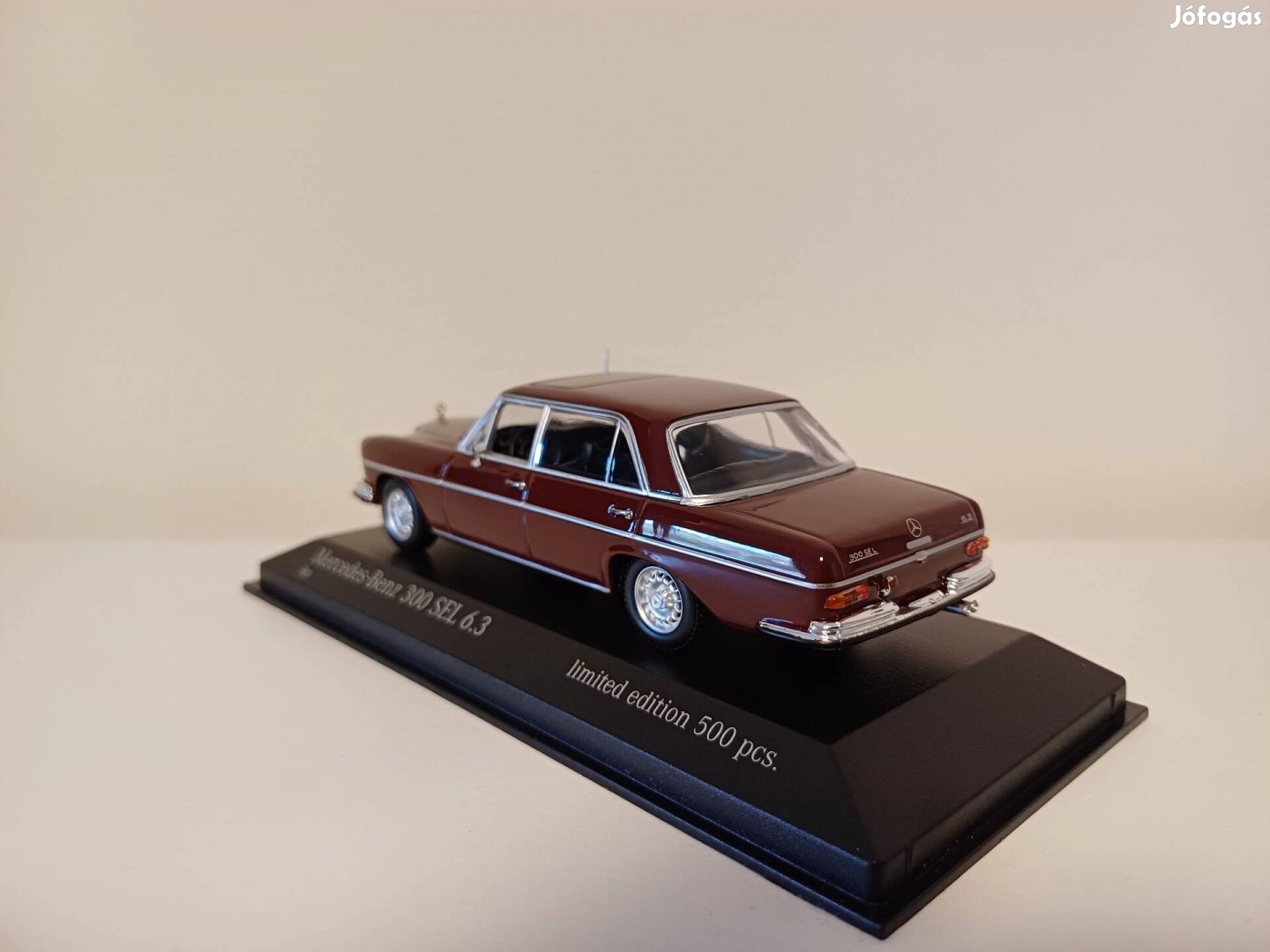 Minichamps 1:43 Mercedes-Benz 300 sel