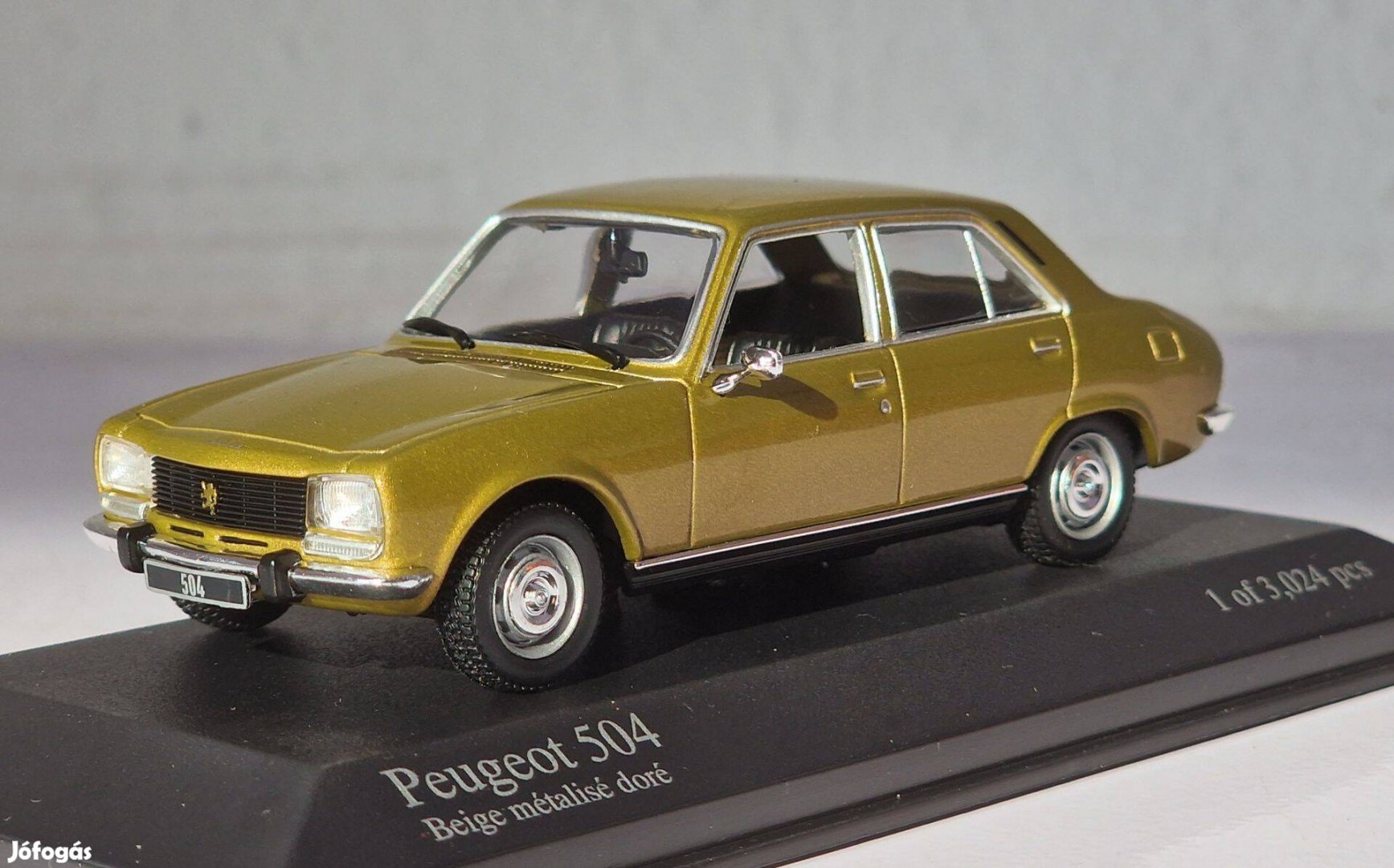 Minichamps 1:43-as méretarányú Peugeot 504 modellautó eladó