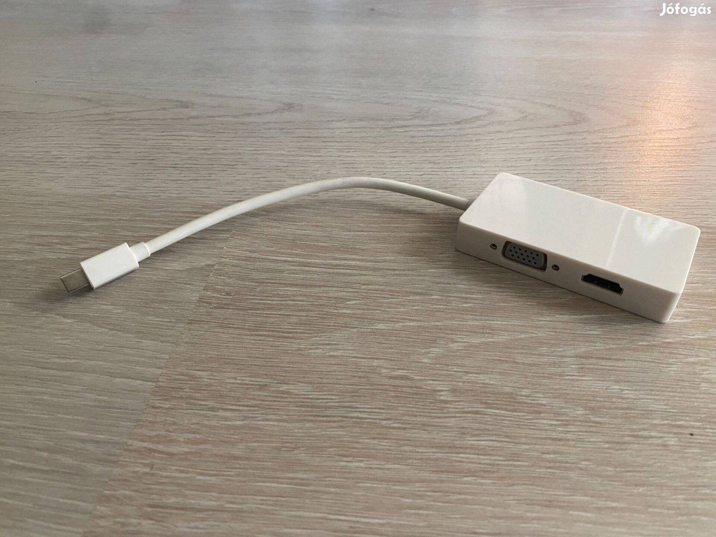 Minidisplayport to VGA, DVI, HDMI átalakító