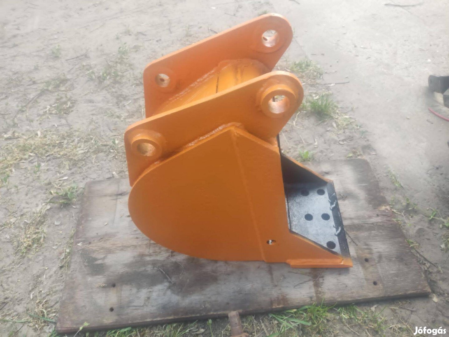 Minikotró JCB markoló kanál