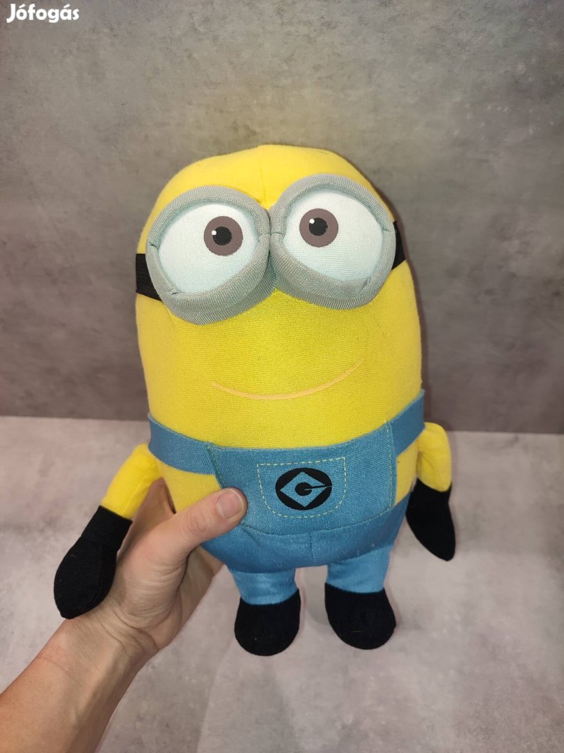 Minion Minyon plüss 27 cm-es