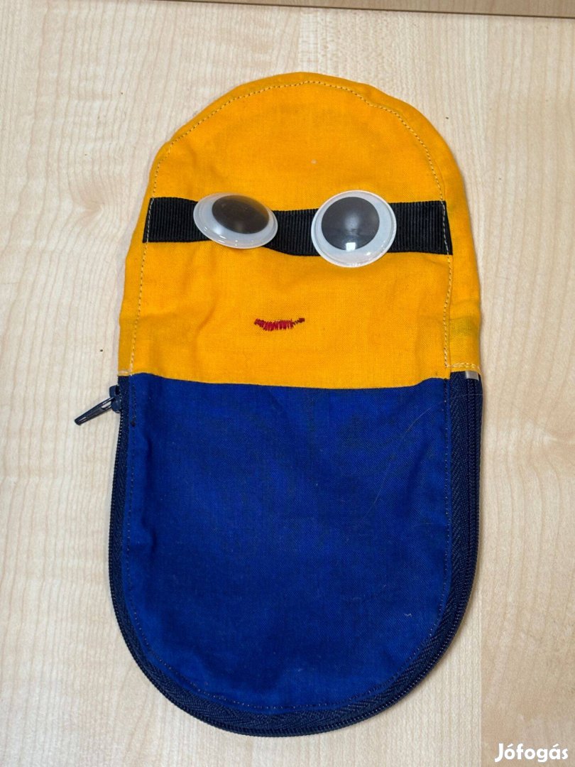 Minion tolltartó