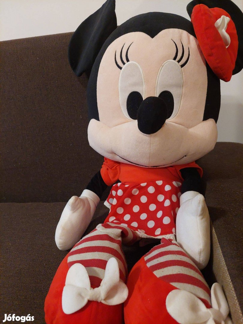 Minnie plüss (kb 70 cm magas)